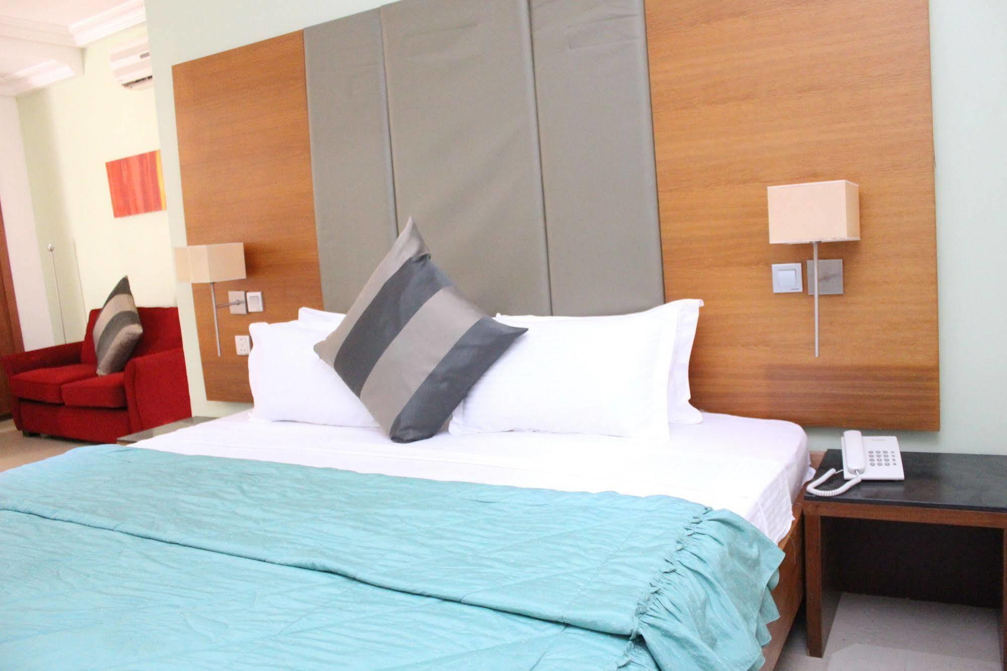 Prestige Suites Akra Dış mekan fotoğraf